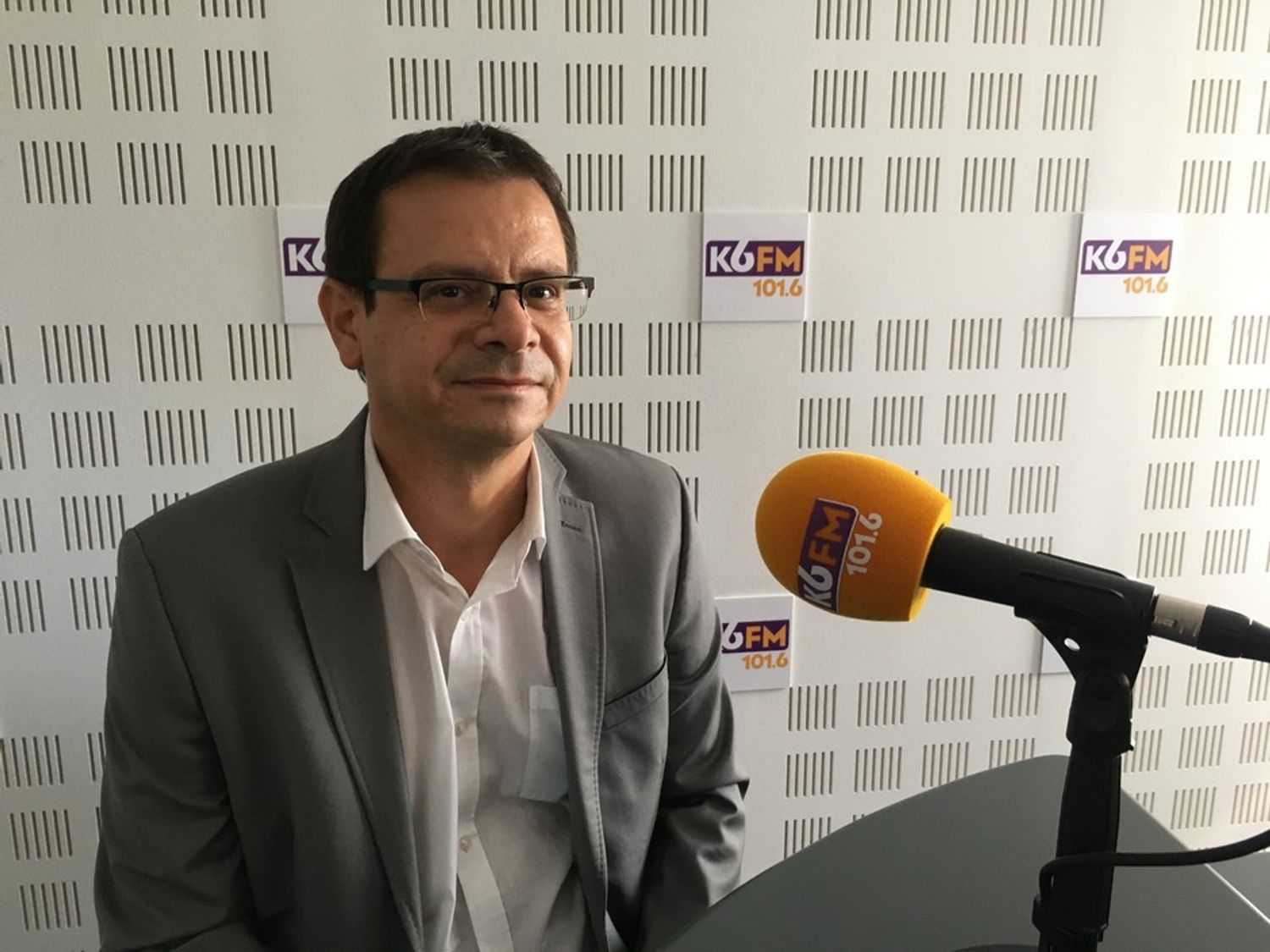 Guerre en Ukraine : la mairie de Longvic installe une urne pour recueillir des dons